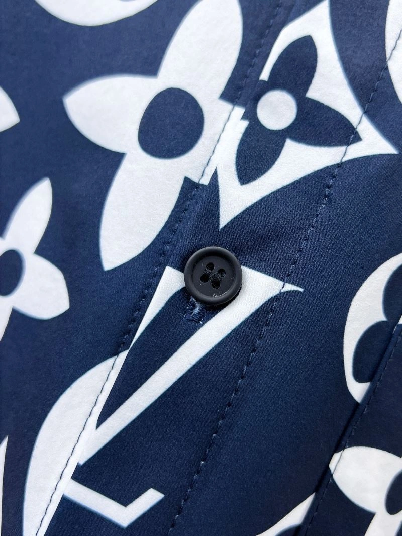 Lightweight Louis Vuitton Shirts 133759