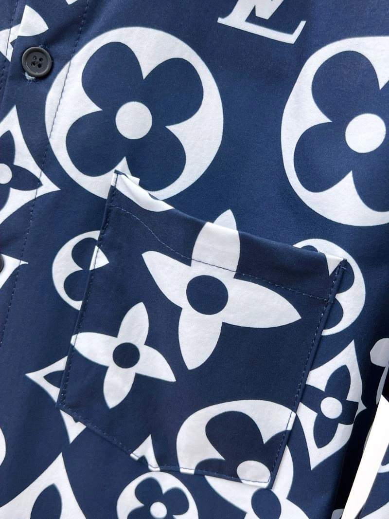Lightweight Louis Vuitton Shirts 133759