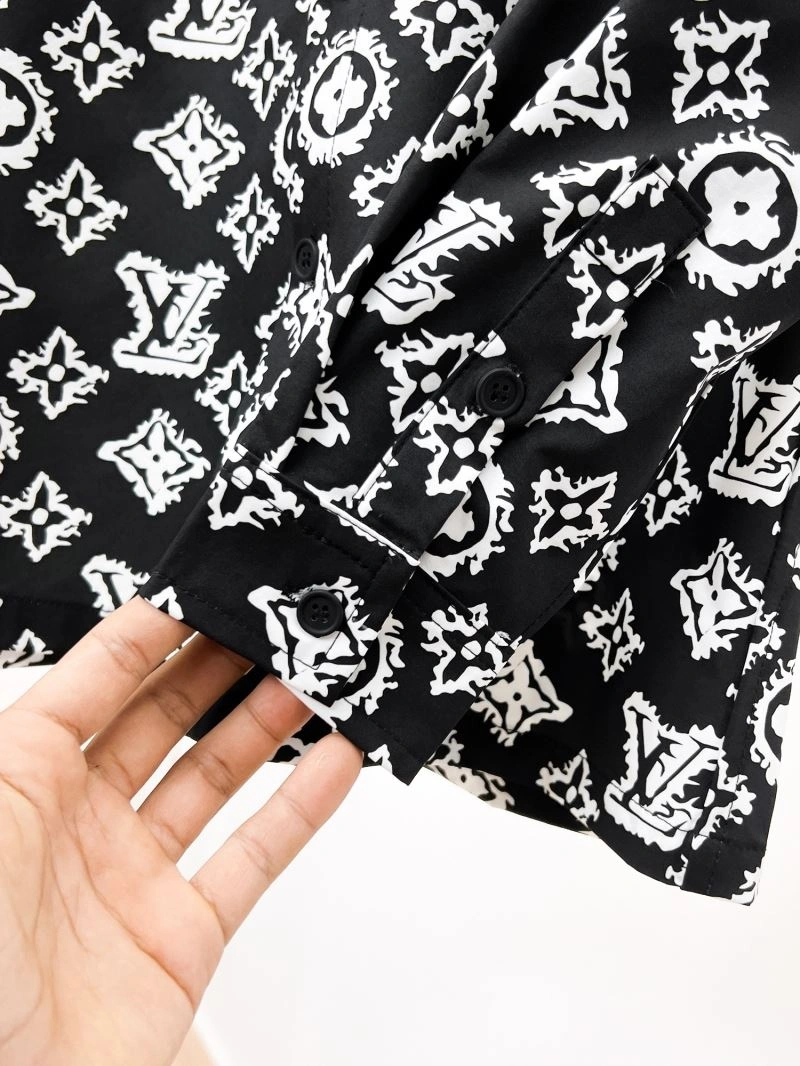 Casual Louis Vuitton Shirts 133754