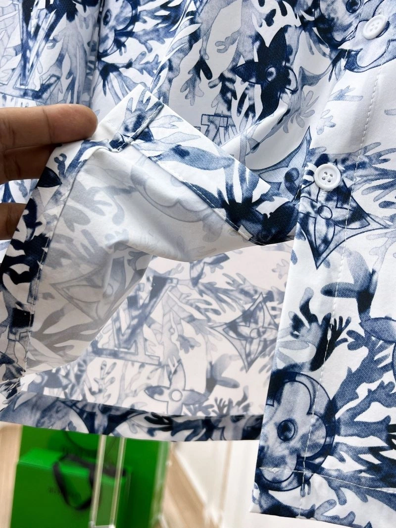 Louis Vuitton Shirts Bold 133738