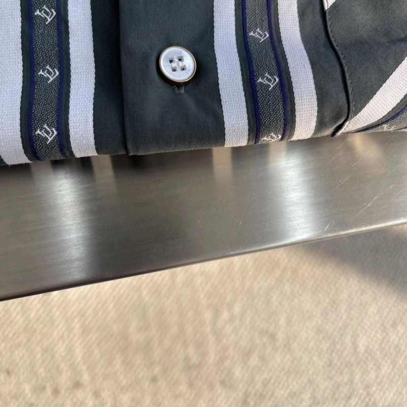 Soft Louis Vuitton Shirts 133746