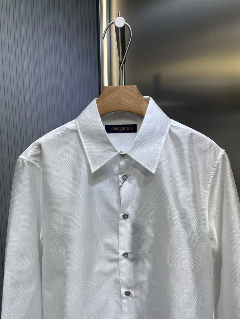 Sleek Louis Vuitton Shirts 133741