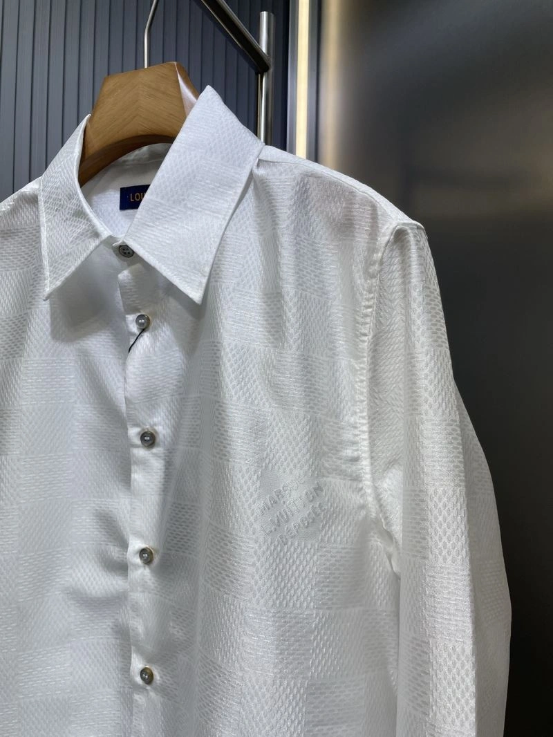 Sleek Louis Vuitton Shirts 133741