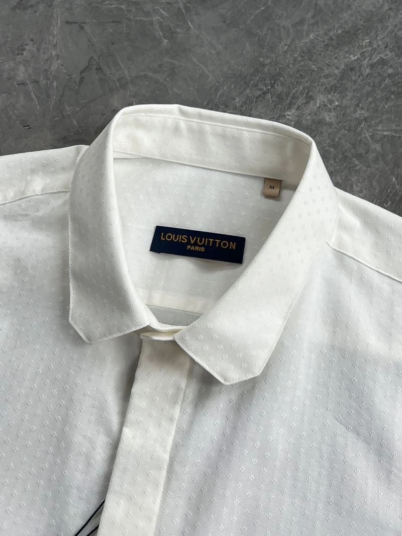 Modern Louis Vuitton Shirts 132783