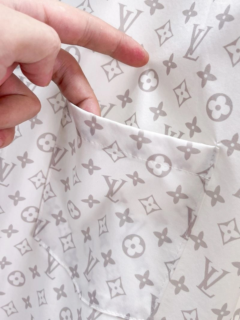 Chic Louis Vuitton Shirts 132758