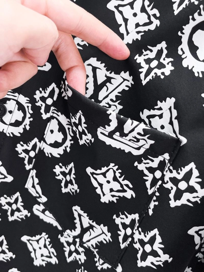 Louis Vuitton Shirts Chic 132768