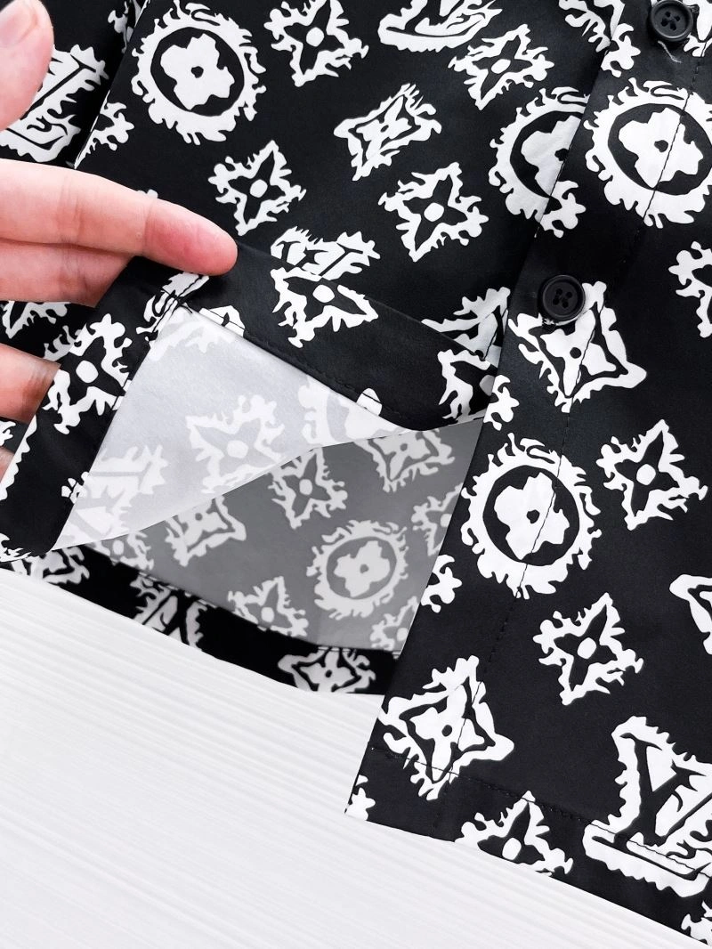 Louis Vuitton Shirts Chic 132768