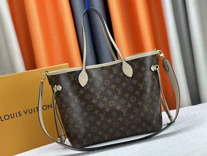 Flexible Louis Vuitton Shopping Bags 80411