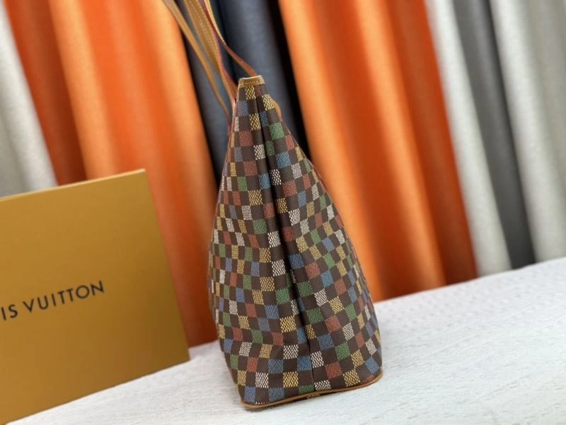 WellDesigned Louis Vuitton Shopping Bags 80410