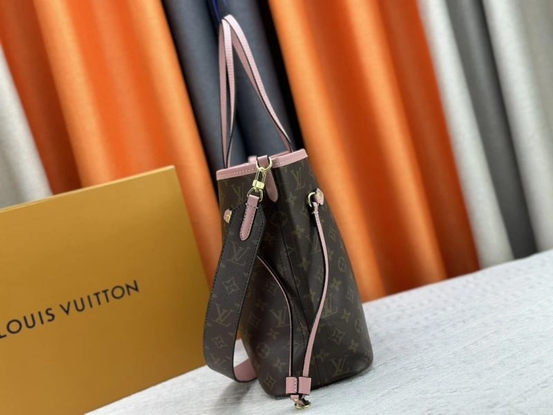Bold Louis Vuitton Shopping Bags 80426