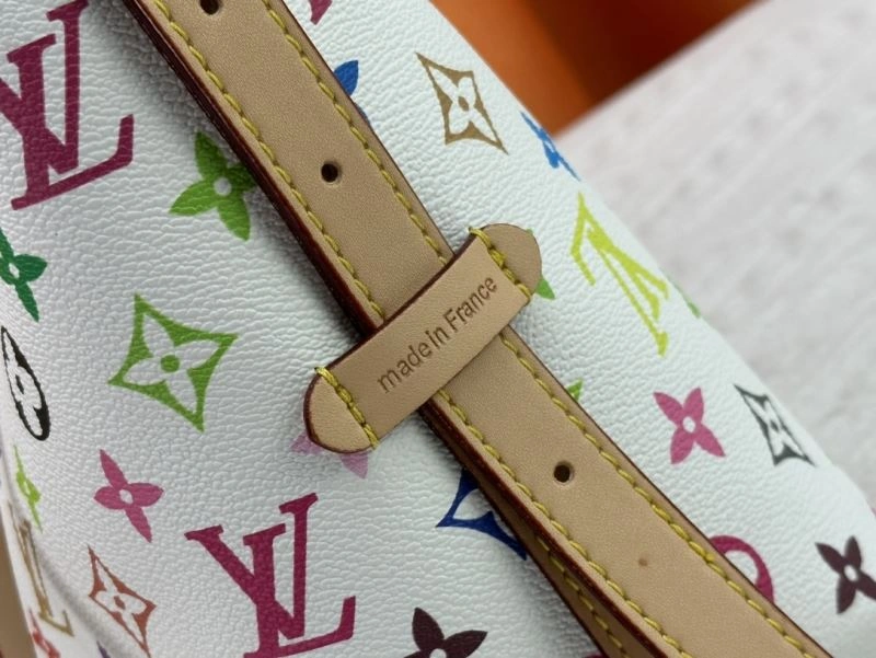 Flexible Louis Vuitton Shopping Bags 80404