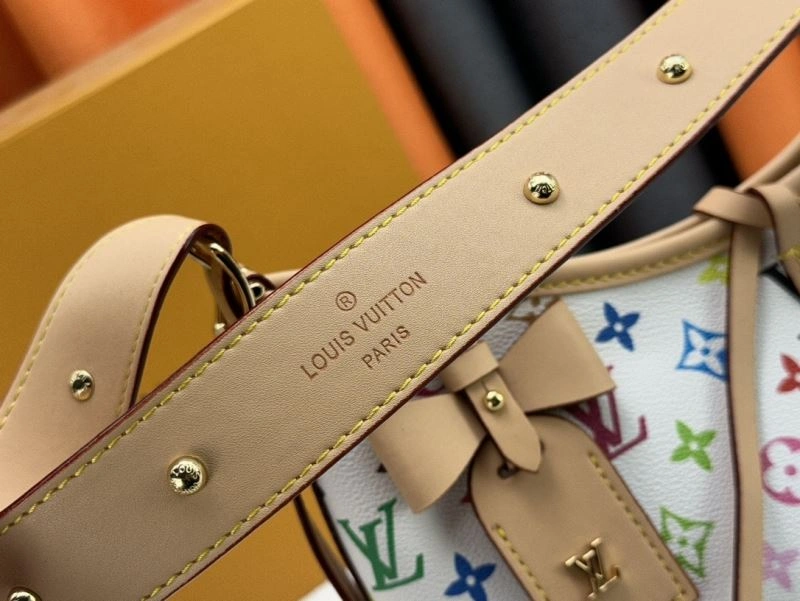 Flexible Louis Vuitton Shopping Bags 80404