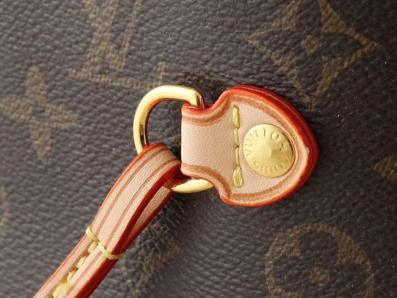 Louis Vuitton Shopping Bags Attractive 80403