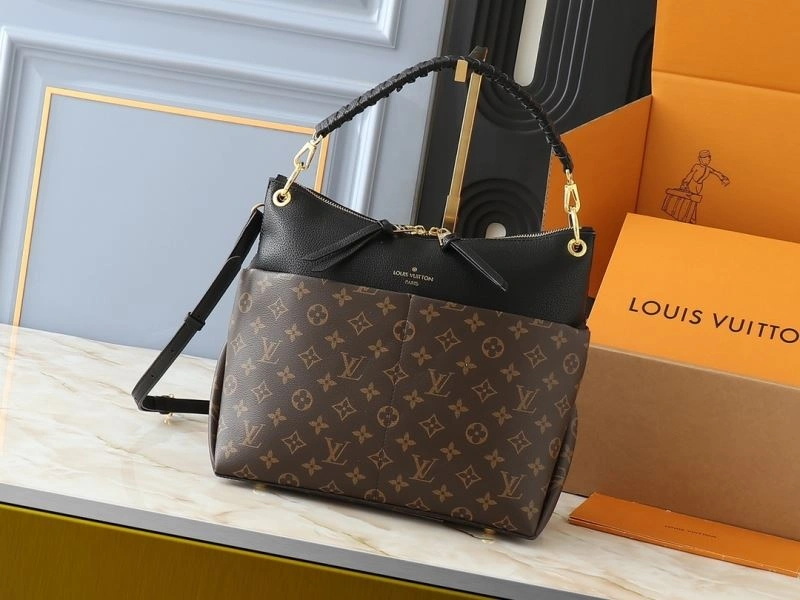 Louis Vuitton Shopping Bags SportInspired 80402