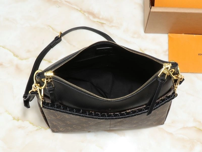 Louis Vuitton Shopping Bags SportInspired 80402