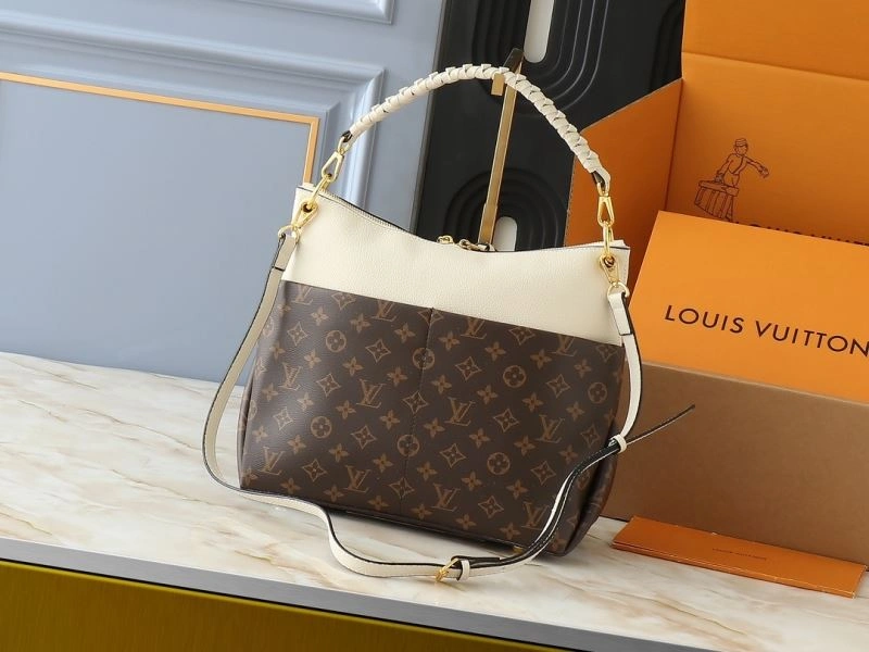 Casual Louis Vuitton Shopping Bags 80401