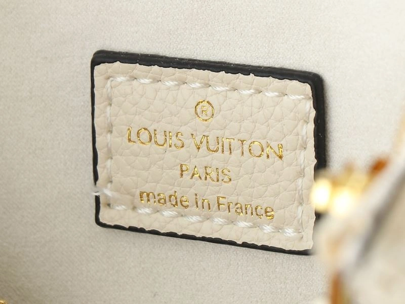 Casual Louis Vuitton Shopping Bags 80401