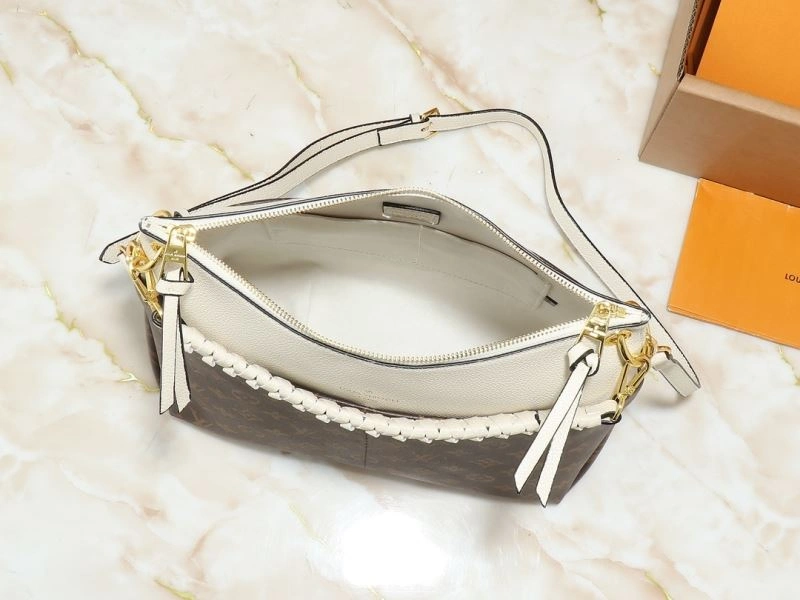 Casual Louis Vuitton Shopping Bags 80401