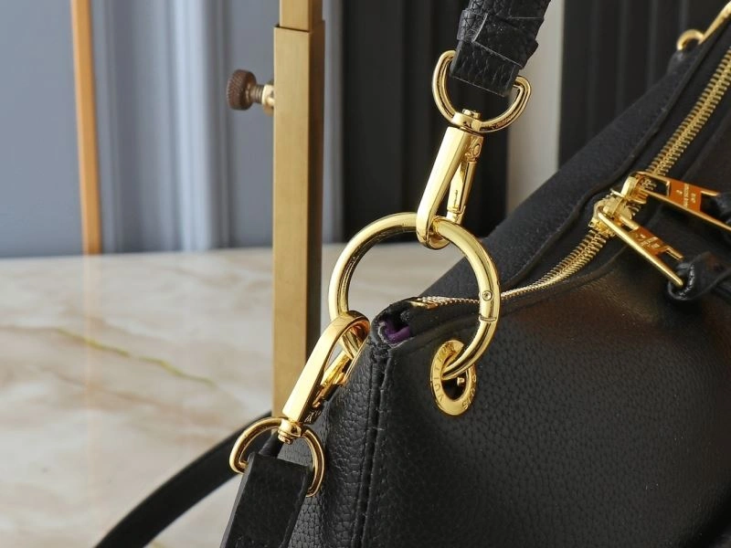 Louis Vuitton Shopping Bags SportInspired 80383