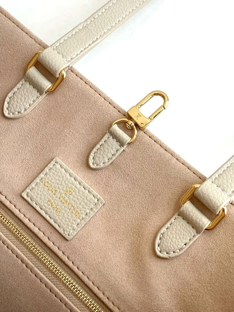 Compact Louis Vuitton Shopping Bags 94310