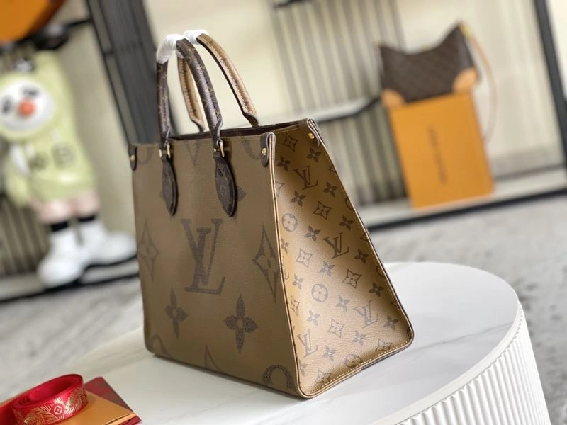 Louis Vuitton Shopping Bags Stylish 94242