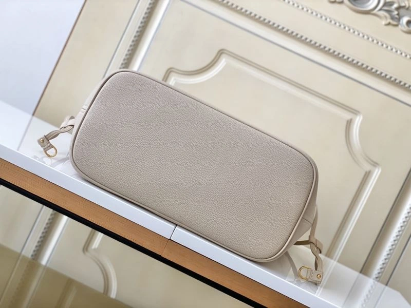 Sophisticated Louis Vuitton Shopping Bags 94265
