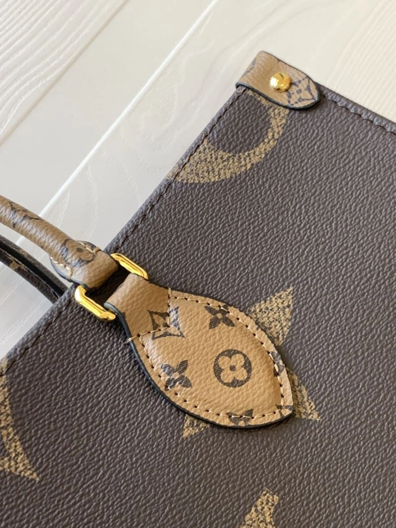 Louis Vuitton Shopping Bags EyeCatching 94250