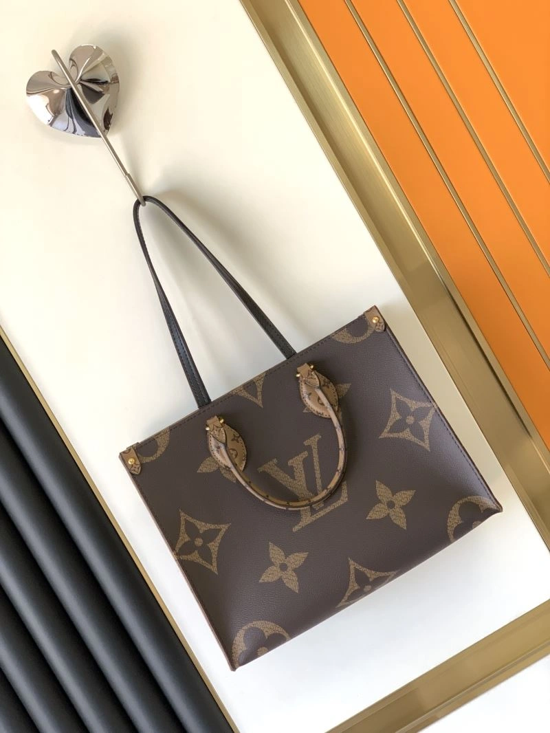 Louis Vuitton Shopping Bags EyeCatching 94250