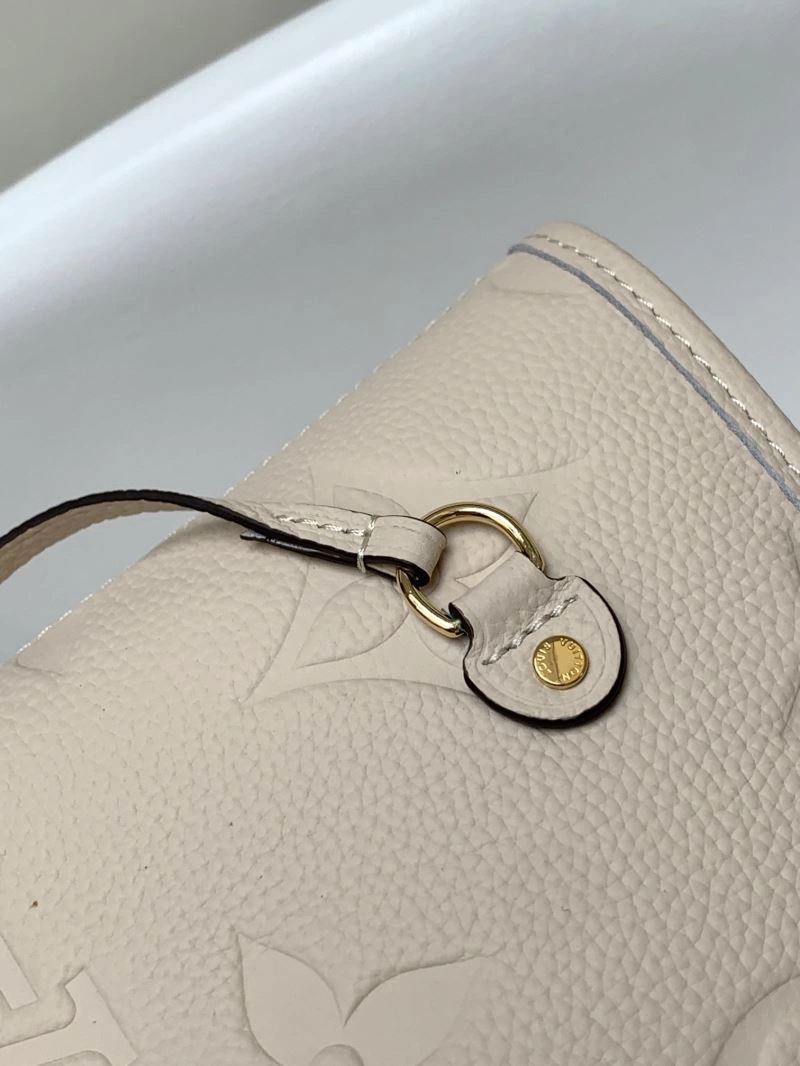 Trendsetting Louis Vuitton Shopping Bags 94208
