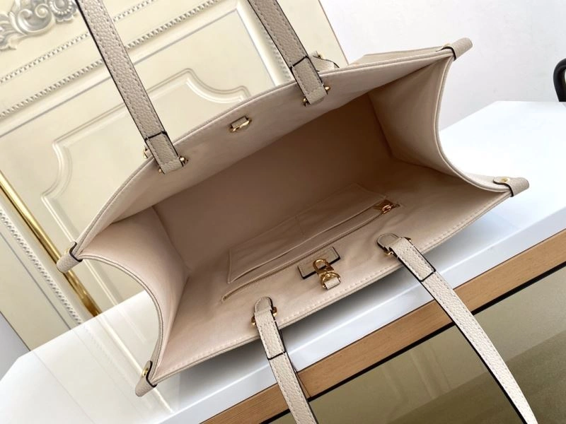 WellDesigned Louis Vuitton Shopping Bags 94248