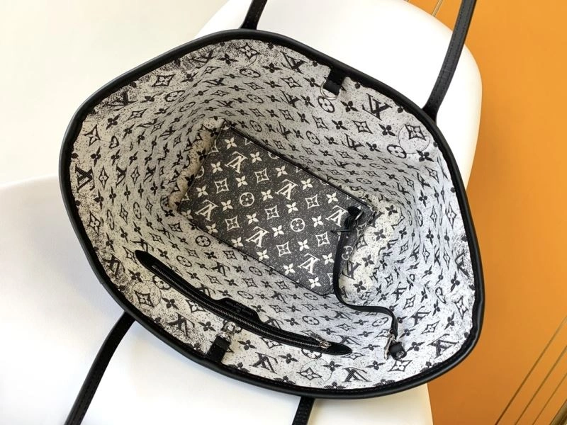 Louis Vuitton Shopping Bags Stylish 94008
