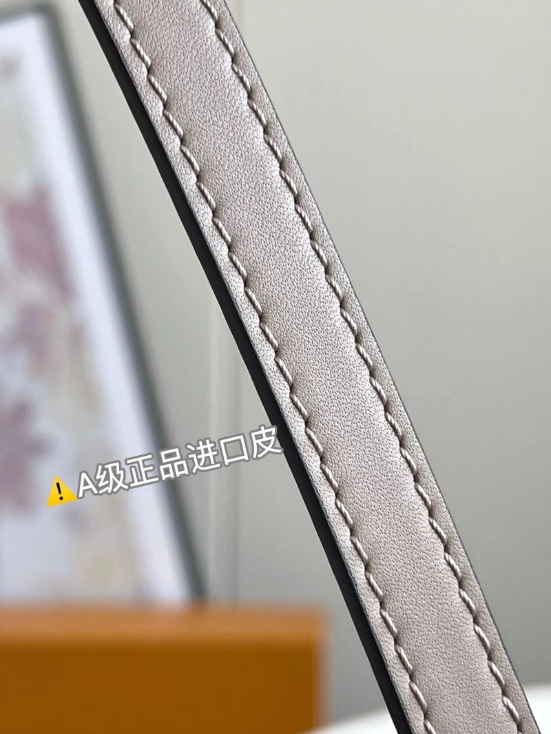 Louis Vuitton Shopping Bags WrinkleFree 93998