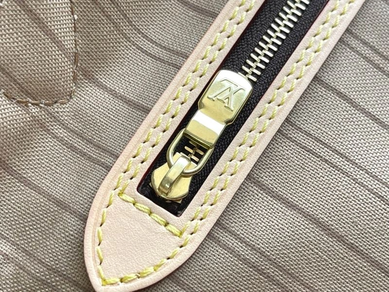 Louis Vuitton Shopping Bags Chic 93925