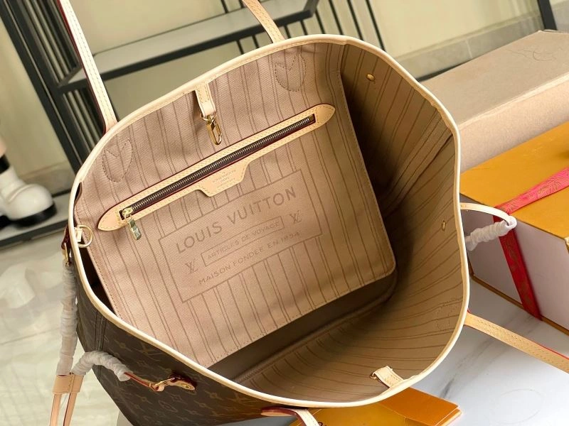 Louis Vuitton Shopping Bags Chic 93925
