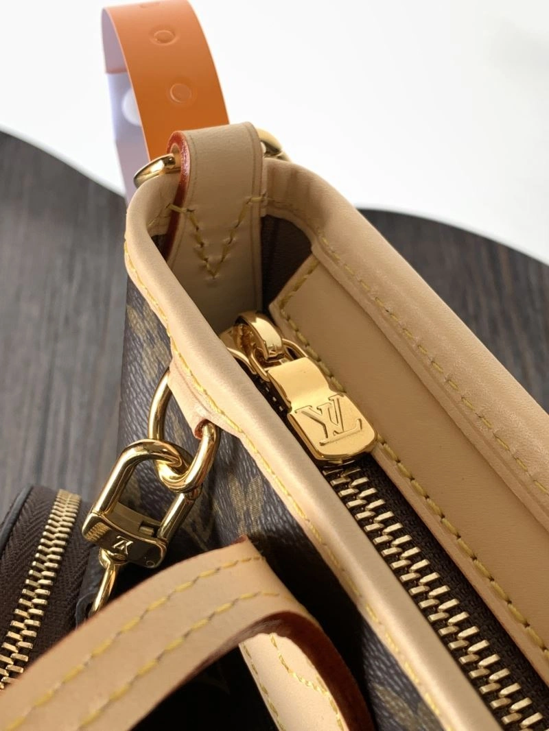 Louis Vuitton Shopping Bags Fashionable 93755