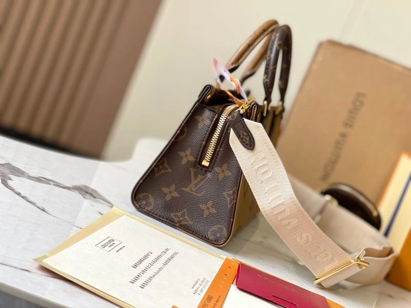 Louis Vuitton Shopping Bags Durable 93571