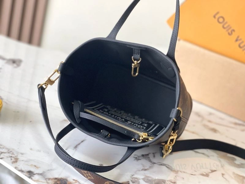 Soft Louis Vuitton Shopping Bags 93489
