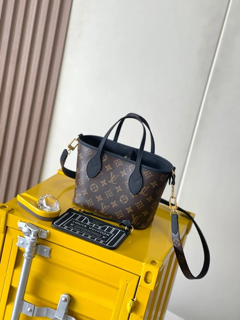 Soft Louis Vuitton Shopping Bags 93489