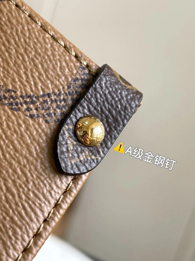 GoodFit Louis Vuitton Shopping Bags 93518