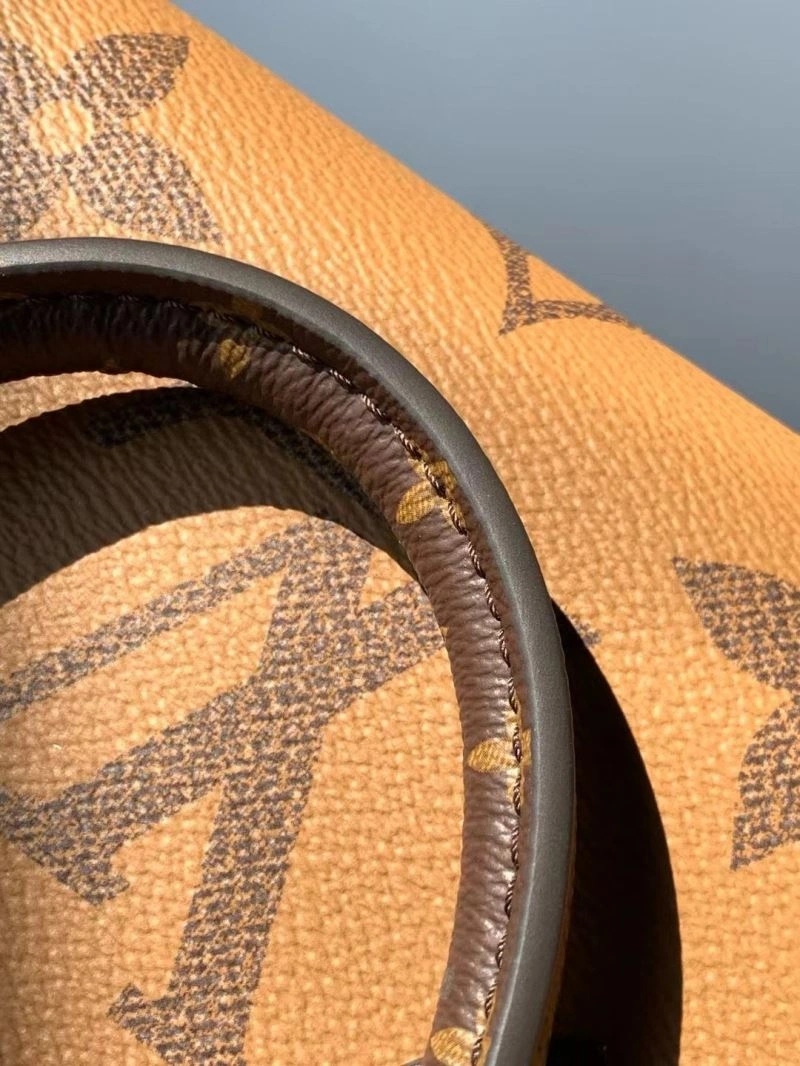 TechFriendly Louis Vuitton Shopping Bags 93478