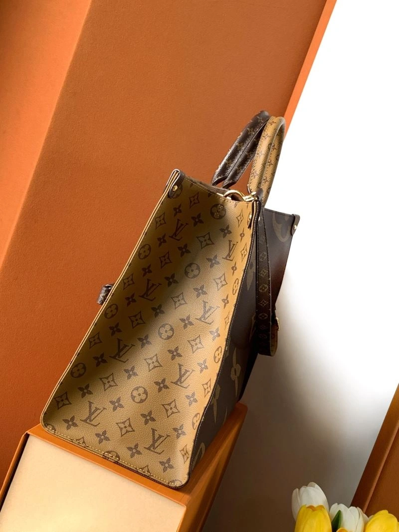 Functional Louis Vuitton Shopping Bags 93471