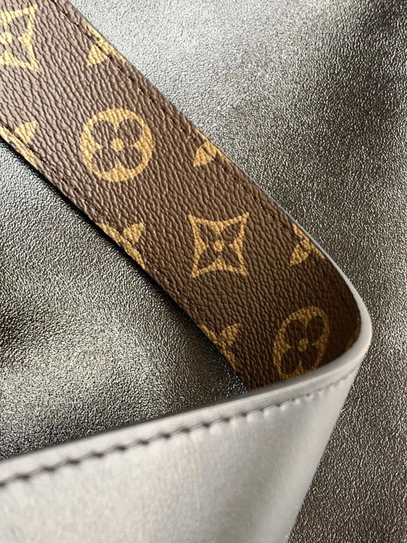 SoftTouch Louis Vuitton Shopping Bags 93462