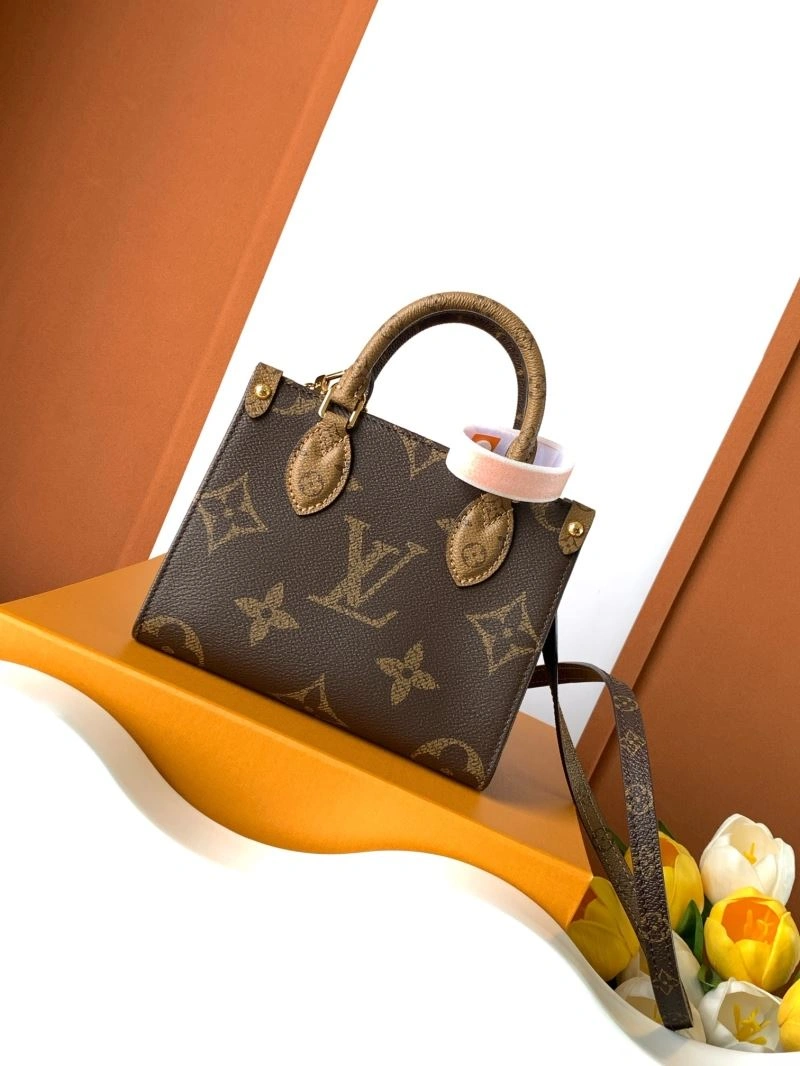Louis Vuitton Shopping Bags Minimalist 93461