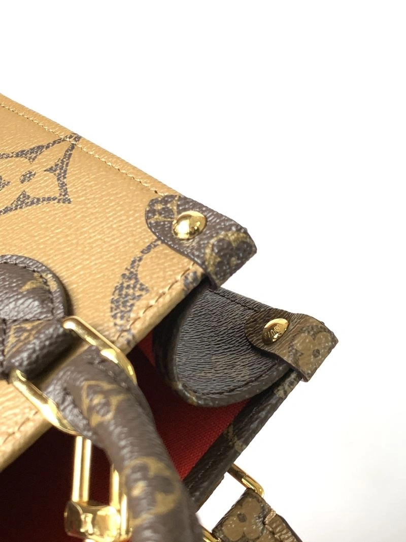 Louis Vuitton Shopping Bags Minimalist 93461