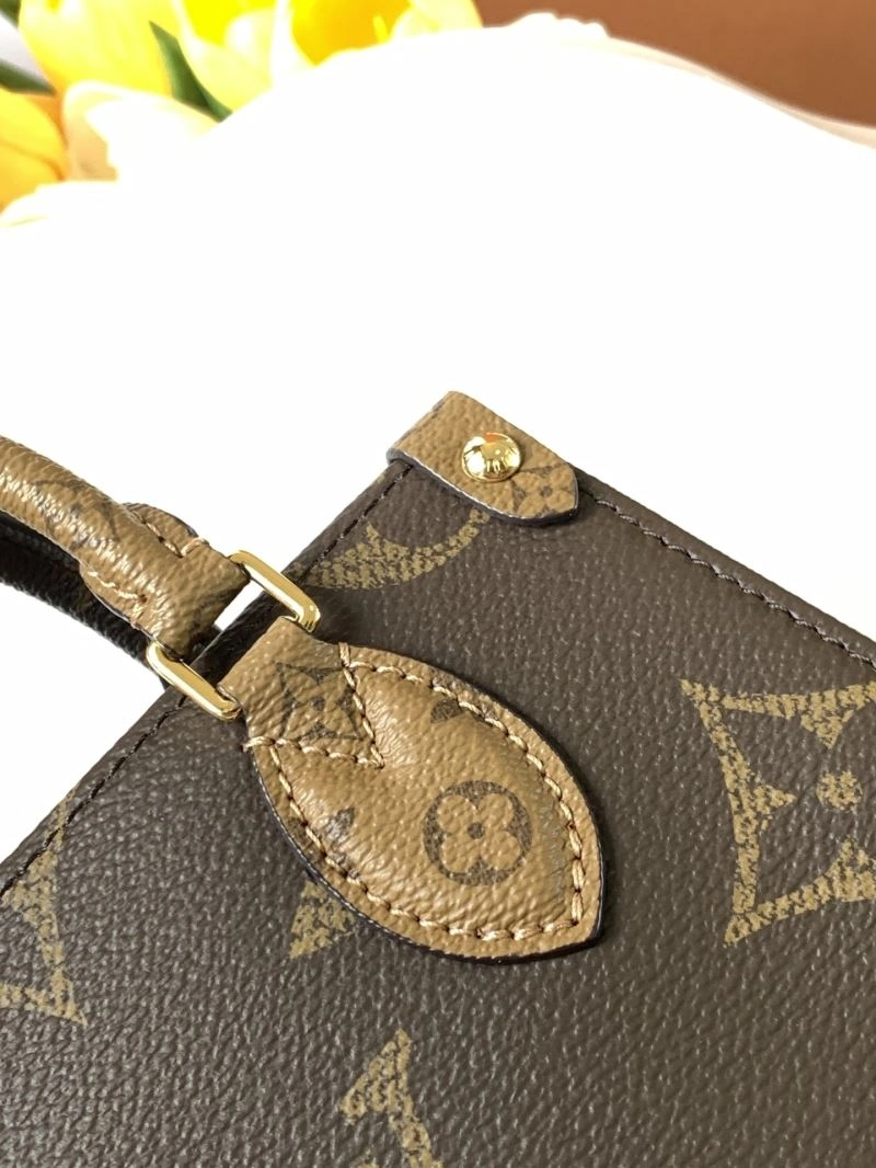 Louis Vuitton Shopping Bags Minimalist 93461