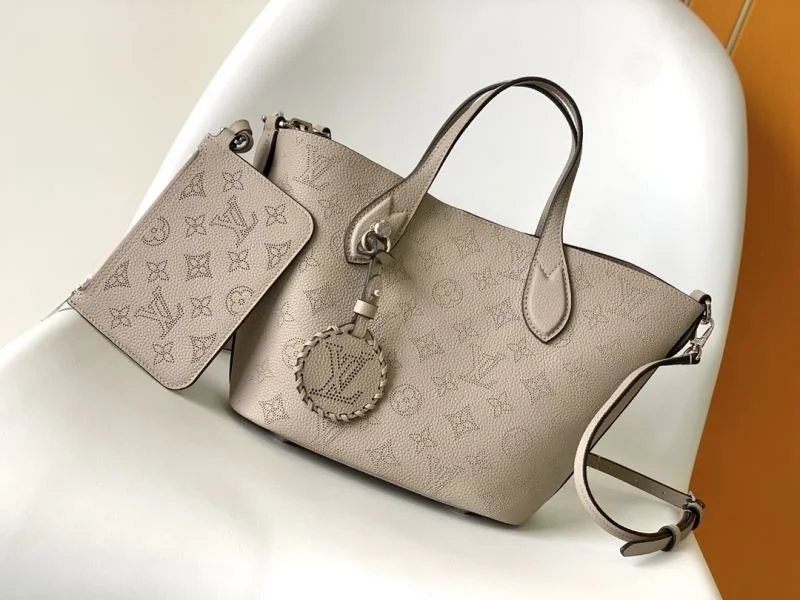 Stylish Louis Vuitton Shopping Bags 43278