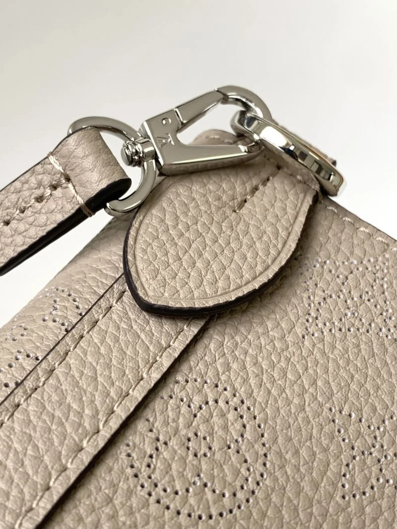 Stylish Louis Vuitton Shopping Bags 43278
