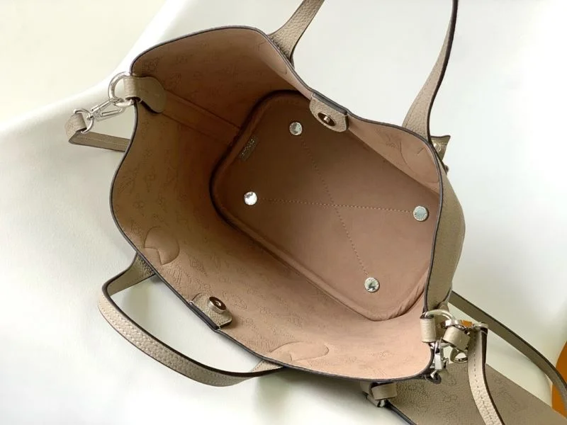 Stylish Louis Vuitton Shopping Bags 43278
