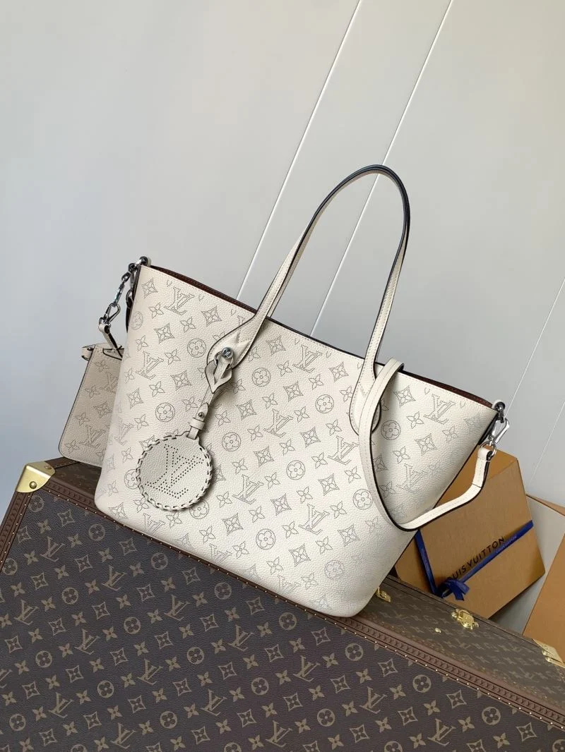 Modern Louis Vuitton Shopping Bags 43269