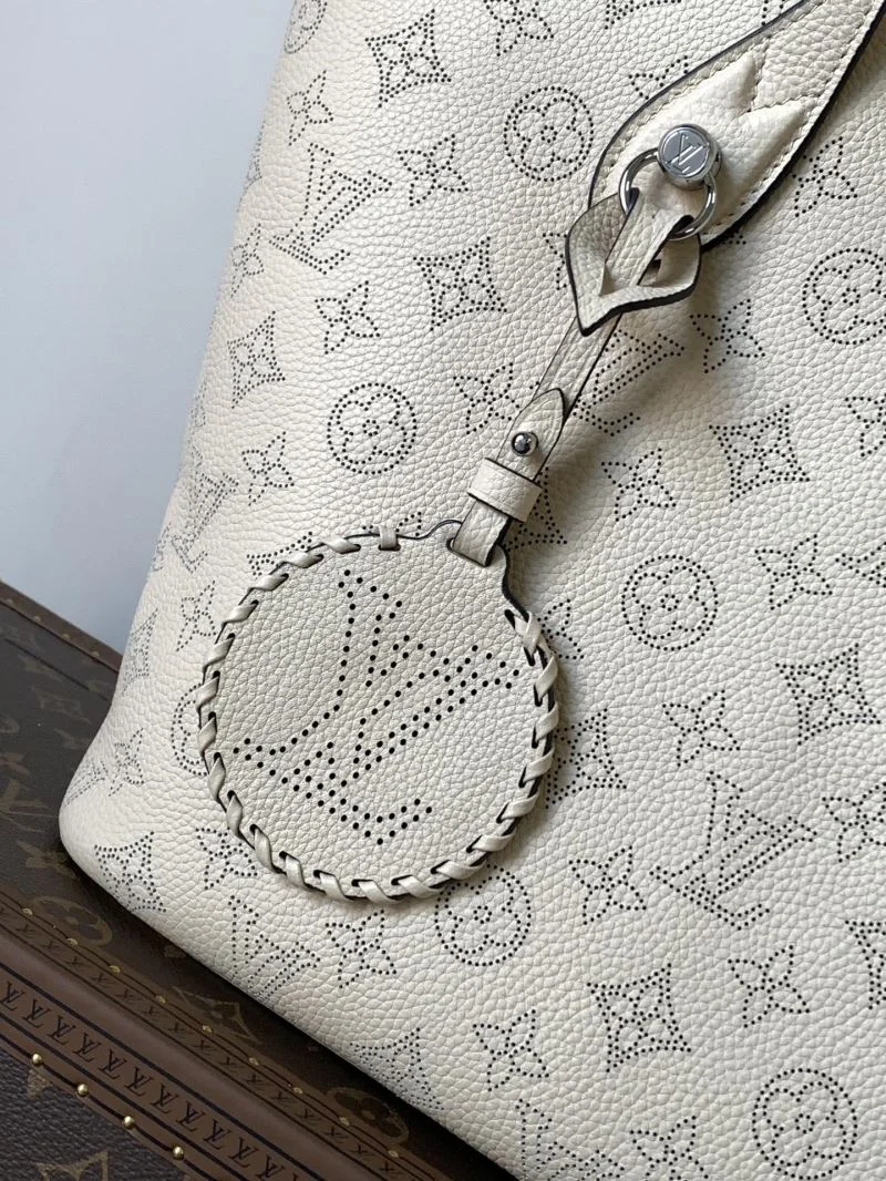 Modern Louis Vuitton Shopping Bags 43269